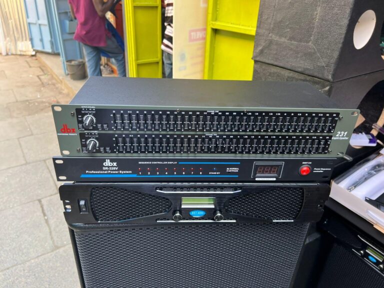 rack mount amplifier