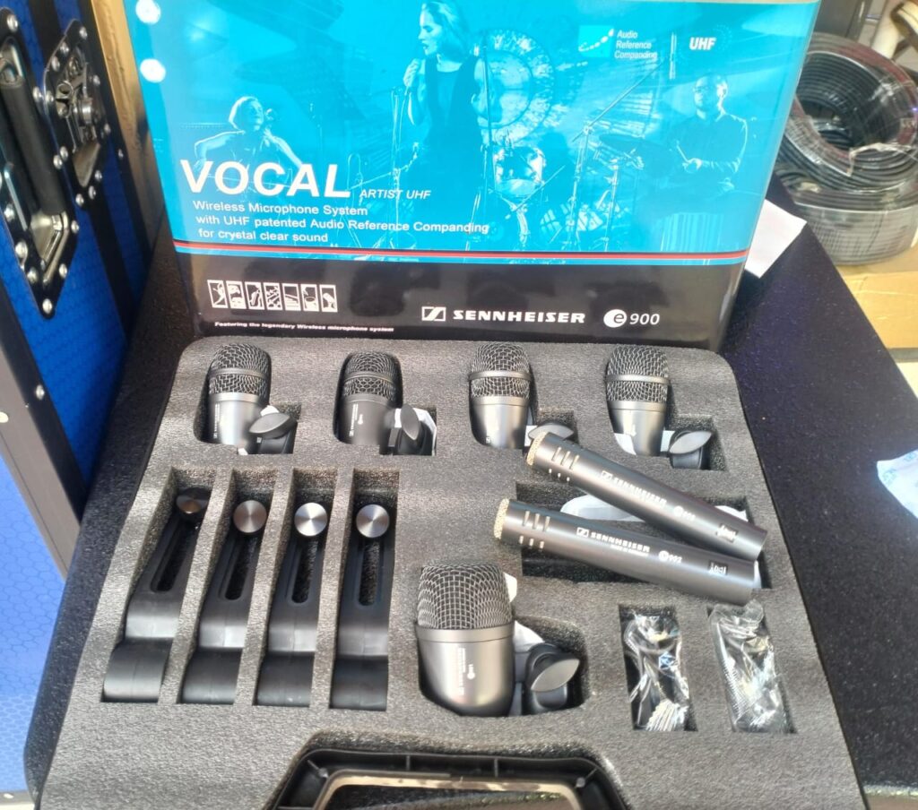 Sennheiser e900 drum set mic tare down
